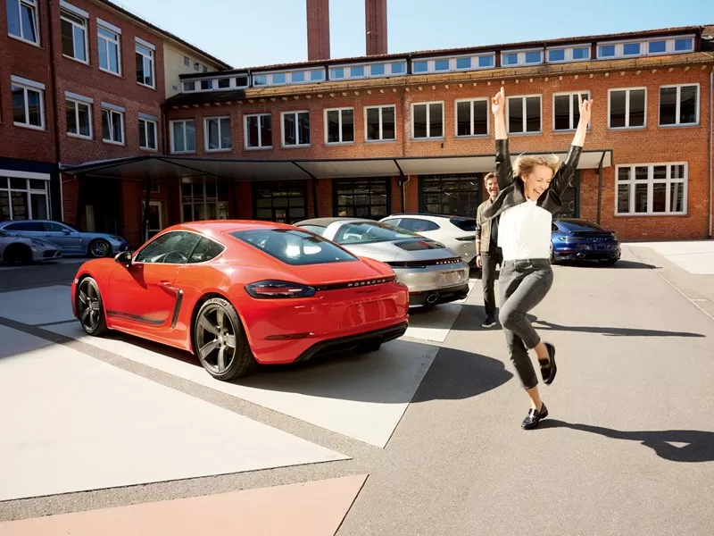 Новые автомобили Porsche в наличии